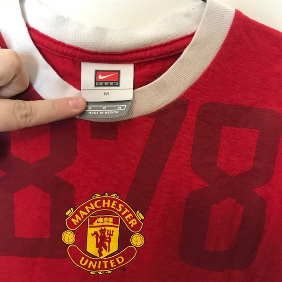Manchester United Nike Medium Tee Red and White - Picture 4 of 4